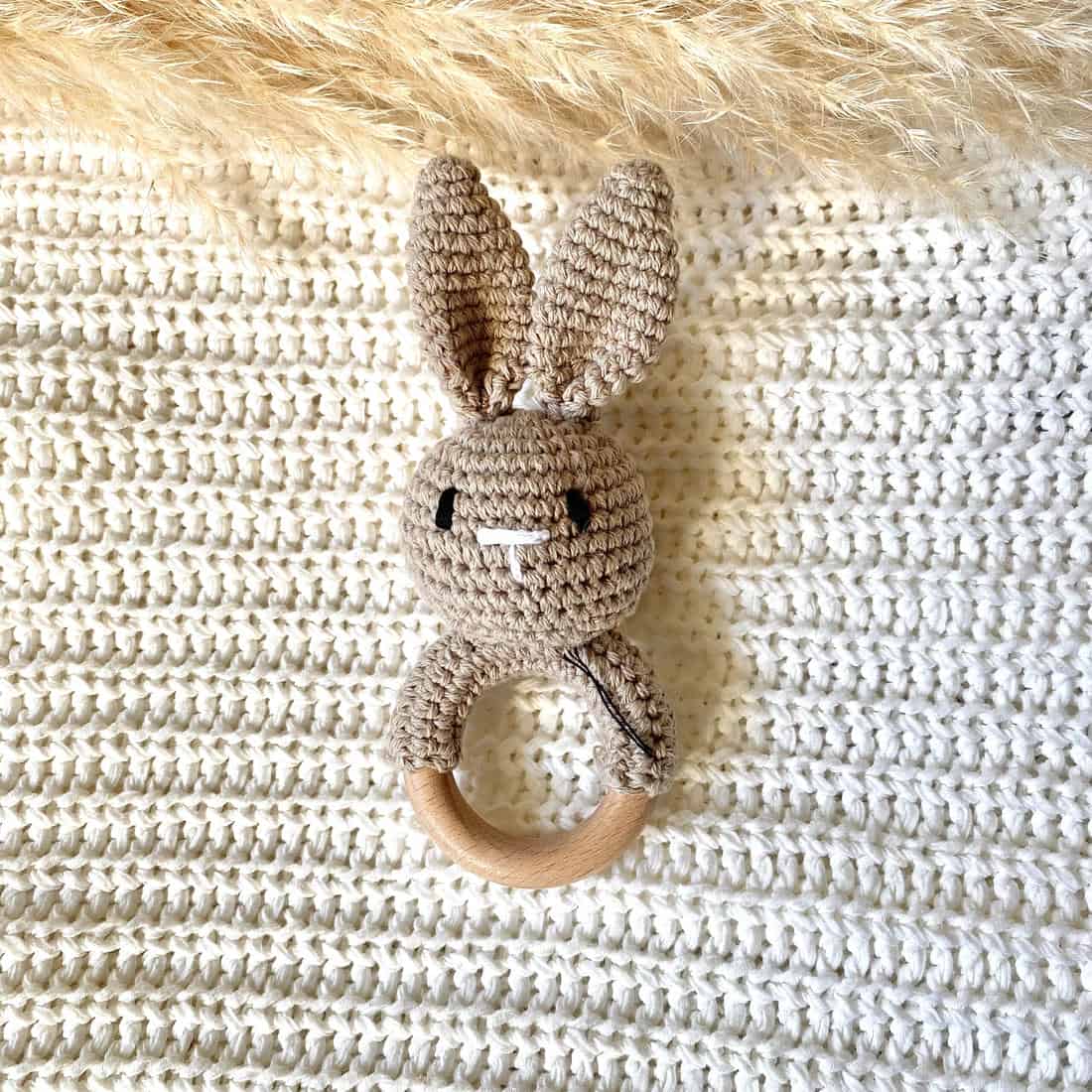 Rassel "Kleiner Hase Grau"